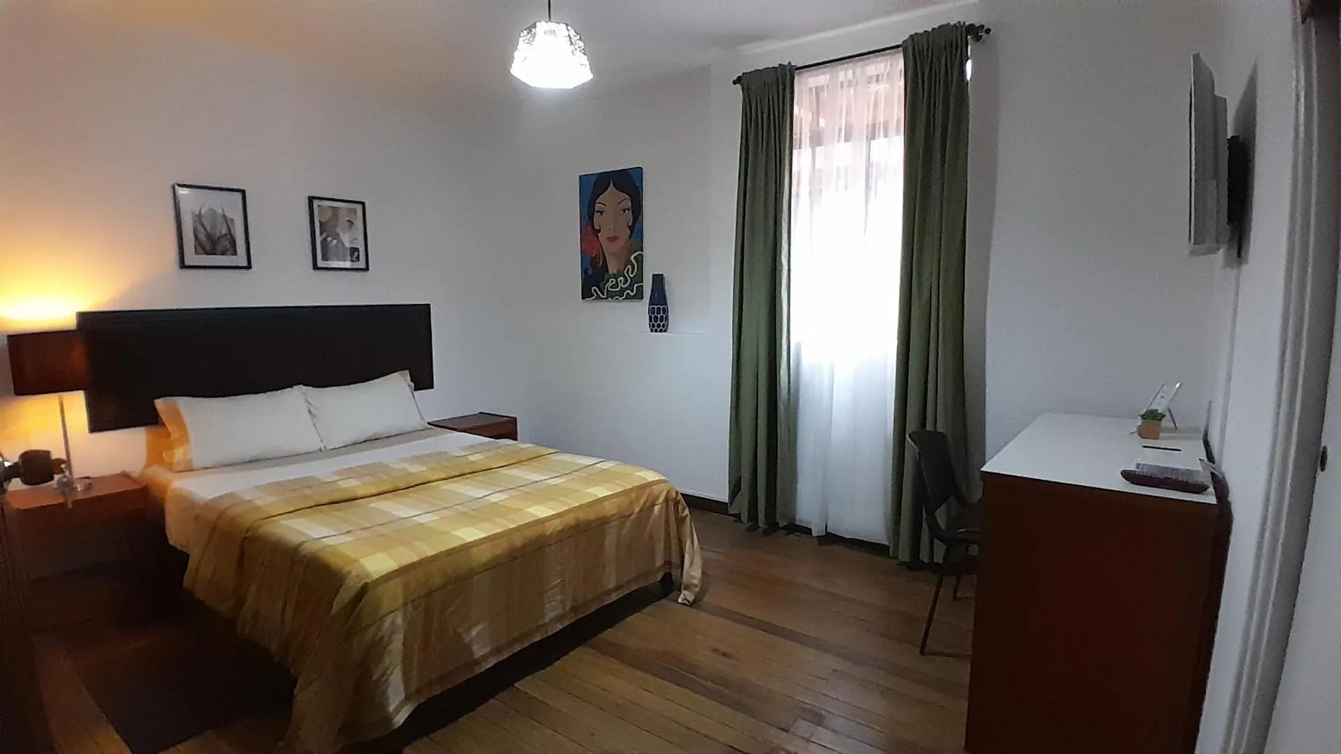 Habitacion En La Macarena-Centro Bogotá Ubytování v soukromí